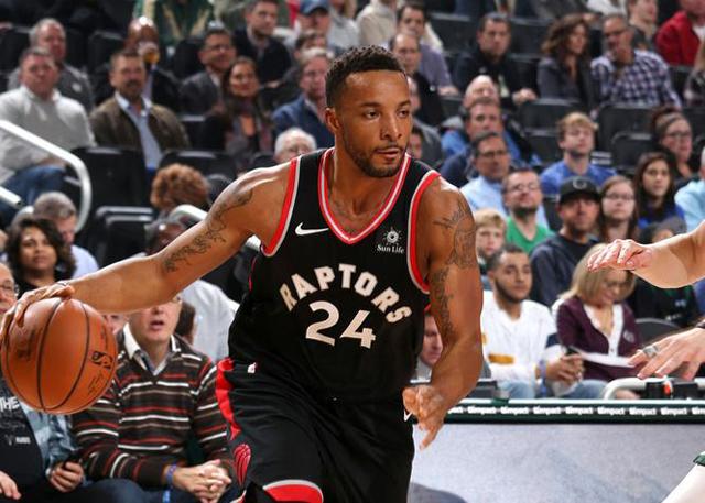 中场外弹内 中场外弹内